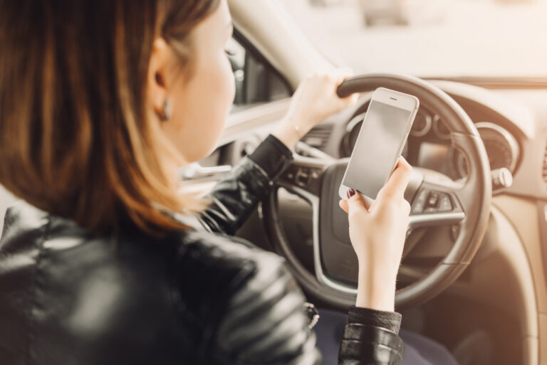 5 Things You Need to Know About Distracted Driving Accidents in Arkansas